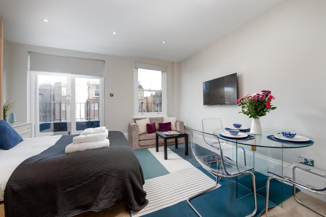 Capital Sloane Street Studio With Balcony London Exterior photo